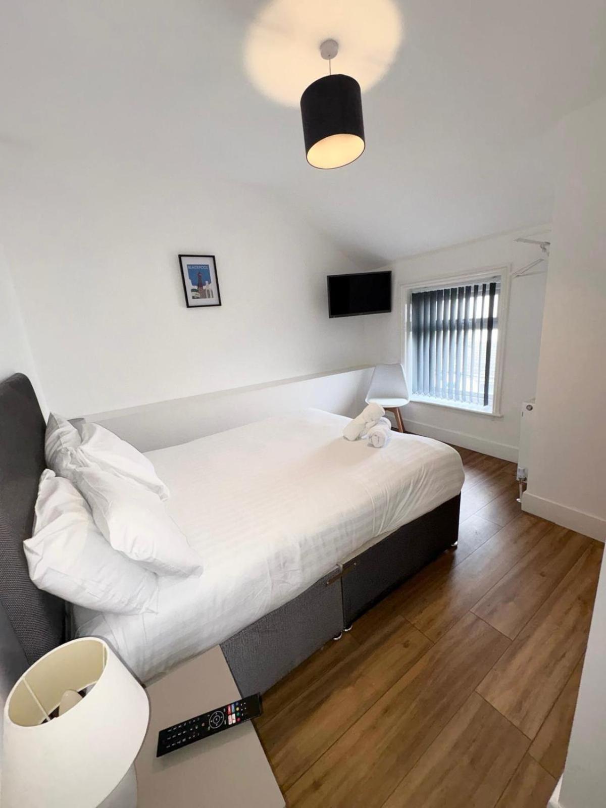 Beach House By Sasco Blackpool Esterno foto
